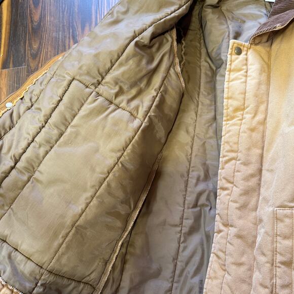 Walls Blizzard Pruf Insulated & Quilted Barn /Chore Coat with Corduroy Collar - Picture 8 of 12